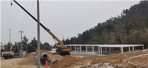 Сборное помещение для труда в контейнерном лагере